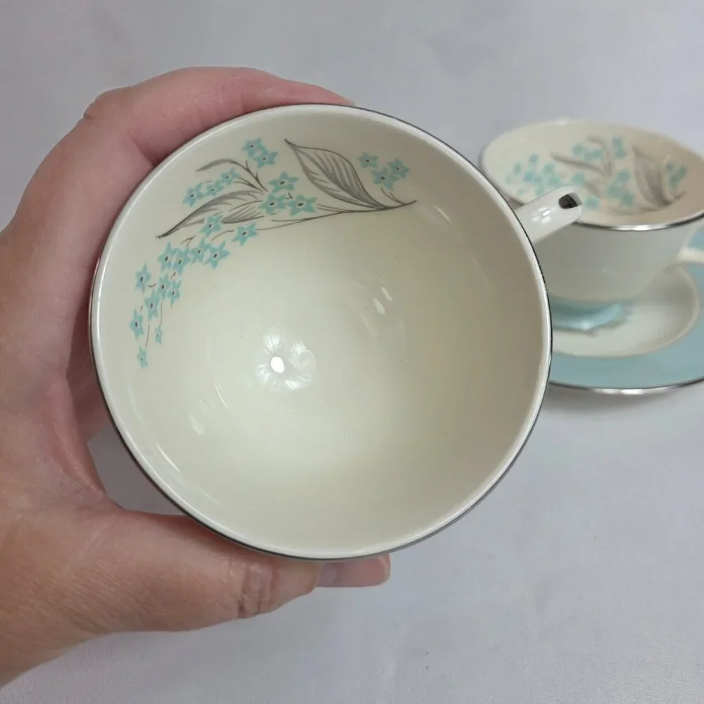 Sevron Blue Lace Gravy Cup & Saucer Sets Floral Center Aqua Blue Border